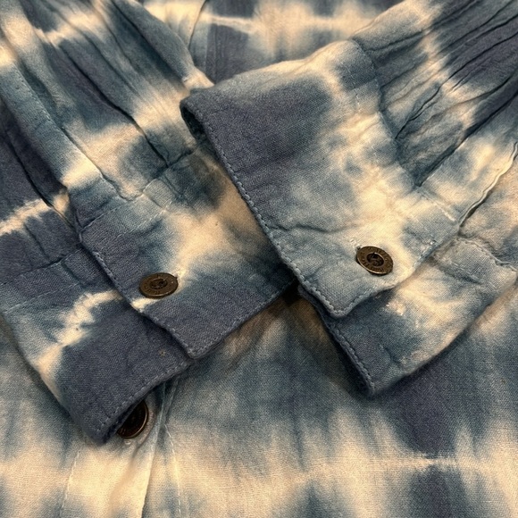 Ruff Hewn Tie Dye Button Down Shirt Blue &‎ White (Fits Like Small) - Picture 7 of 12